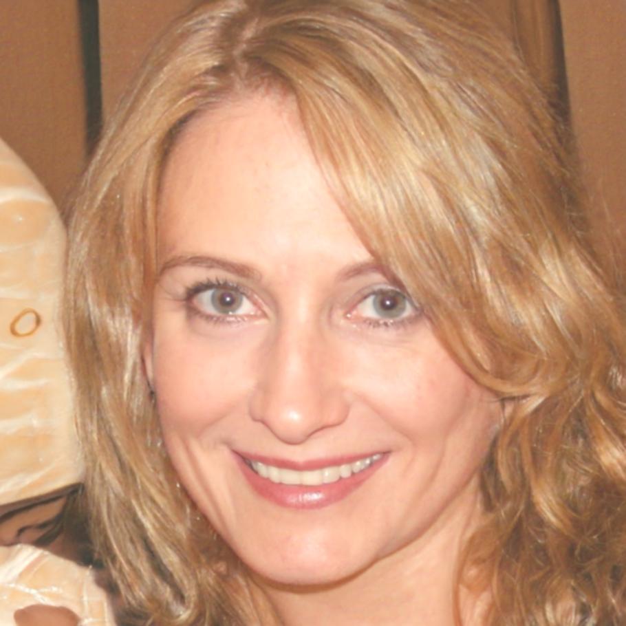 Portrait of Siobhan Desmond